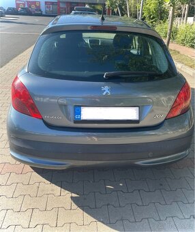 Peugeot 207 1.4 HDi - 10