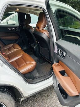 Volvo XC60 T5 2.0 AWD s odpočtem DPH - 10