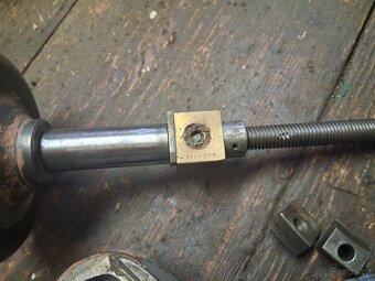 Křížový stůl - 10