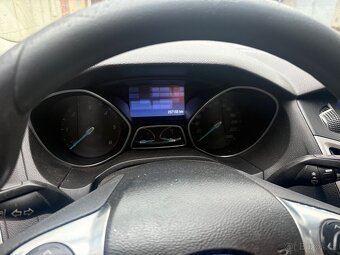 Ford Focus - 10