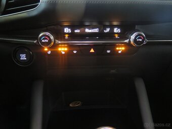 Mazda 3 sedan 2.0SkyActiveG,navi,klima,kamera,DPH,CZ - 10