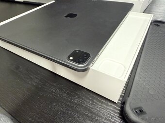 iPad Pro 12.9 M1 (5. generace) 128 GB (bez známek užívaní) - 10