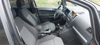 Opel zafira 1.9 cdti 74kw 7 místné - 10