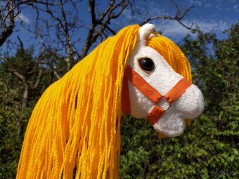 Hobby horse - 10