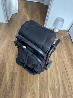 Cestovní kočárek - 10