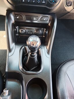 Hyundai IX35 1,7CRDI,85KW,,146000KM,ČR,,Serviska - 10