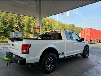 FORD F150 XLT 3.5L V6 / 390 koní / 2016 - 10