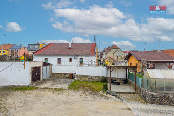 Prodej pozemku k bydlení, 471 m², Tábor, ul. Komenského - 10