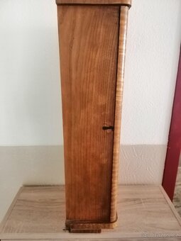 Kyvadlové nástěnné hodiny JUNGHANS - 10