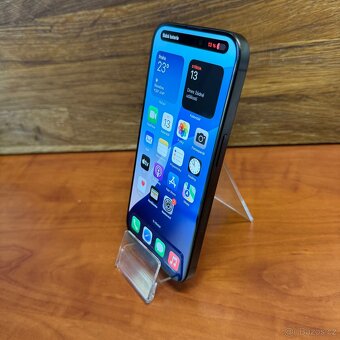 iPhone 15 Pro 256GB, černý, eSIM (rok záruka) - 10