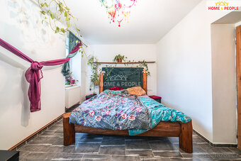 Prodej statku s obytnou jednotkou 83m u Hořovic - 10