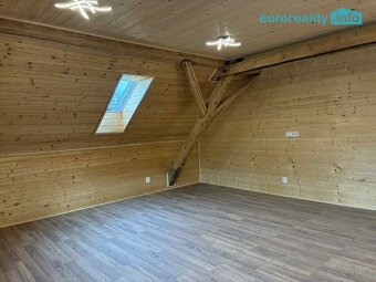 Prodej, vícegenerační dům se zahradou a bazénem, Březí u Říč - 10