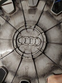 Prodám poklice audi 16" - 10