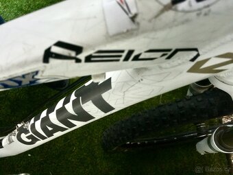celoodpružené kolo Giant Reign 26" M - 10