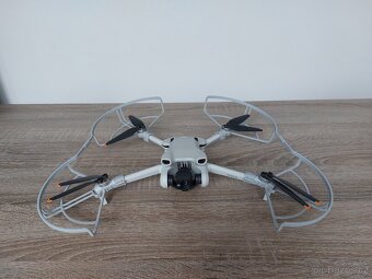 DJI Mini 3 Fly More Combo (DJI RC) - 10