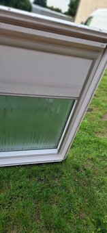 Velux Střešní okno Plastové okno - 10