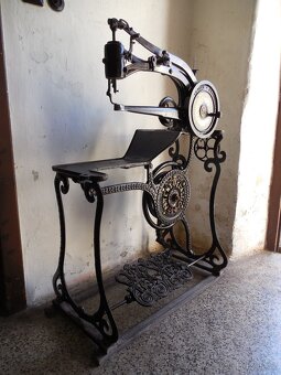 Šicí stroj Elastic Elastique a Singer - 10