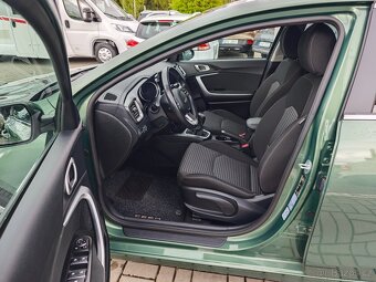 Ceed SW TOP 1.5T-GDI 118kW po 1. majiteli, odpočet DPH - 10