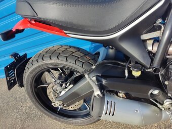 Ducati Scrambler Icon (2020) NOVÝ, najeto 6028 km, po servis - 10