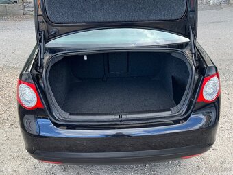 Volkswagen Jetta, 1.9TDI,1.MAJITEL,SERVIS.KN. - 10