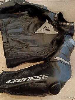 Dainese Laguna Seca 4-Pánská kožená moto kombinéza - 10