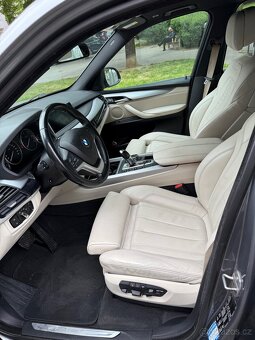 BMW X5 3.0D xdrive , 06/2016 ( F15 ) - 10