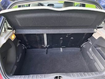 Prodám Citroën C3 1.4i, r. v. 2004 –Garážovano - 10