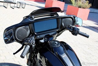 Harley Davidson  street glide - 10