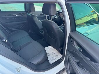 Opel insignia 2.0 191KW 4x4 exclusive top výbava - 10