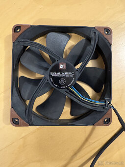 Ventilátory do PC 120 a 140 MM - Corsair, Noctua, Fractal - 10