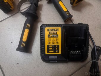 Aku kombo sada deWALT dck422.....2x 5,0Ah - 10