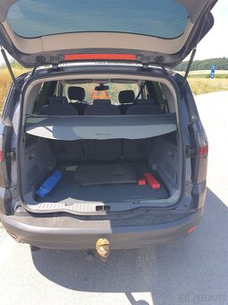 Ford S-MAX r.v.2007 103KW - 10