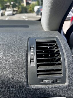Škoda octavia 2 2.0 TDi 4x4 103Kw - 10