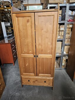 ŠATNÍ SKŘÍNĚ IKEA LEKSVIK - 10