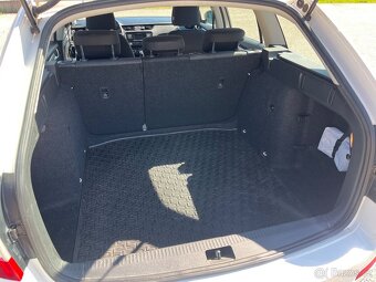 Pronájem Škoda Octavia III Combi / 4 000,-Kč / týden / VOLNÉ - 10