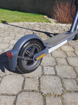Prodám Elektrickou koloběžku Xiaomi Electric Scooter 3 - 10