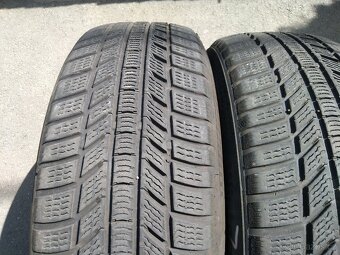 Prodám zimní gumy Continental + Semperit 205/55 R17 DOT 2823 - 10