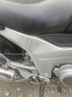 Yamaha TDM850 - 10