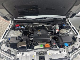 Suzuki Grand Vitara 2.0 103kW 2006 142422km 4x4 bez koroze - 10