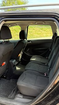 Peugeot 308SW - 10