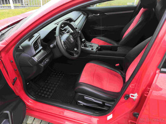 Honda Civic 1.0 i-VTEC Comfort Red Label Edition - 10