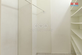 Prodej bytu 2+1, 53 m², Zlín, ul. Okružní - 10