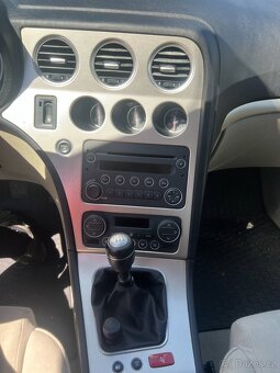 Prodám nebo vyměním Alfa Romeo 159 2.4 jtd 147 kw - 10