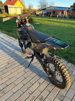 Stomp Z3-140 - 10