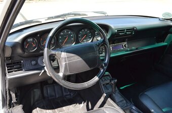 Porsche 964 Carrera 4 - 10