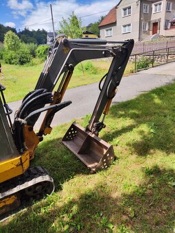 Minibagr JCB 801 - 10