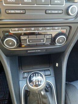 Prodám Volkswagen golf 6 2.0 TDI 103kw - 10