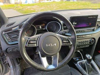 Kia Ceed SW Edice 30 - 10
