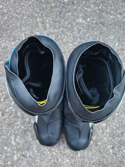 Alpinestars Supertech R Honda vel.44 - 10