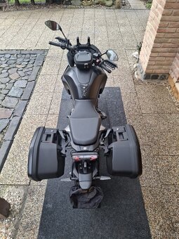 Moto Yamaha Tracer 7 - 10